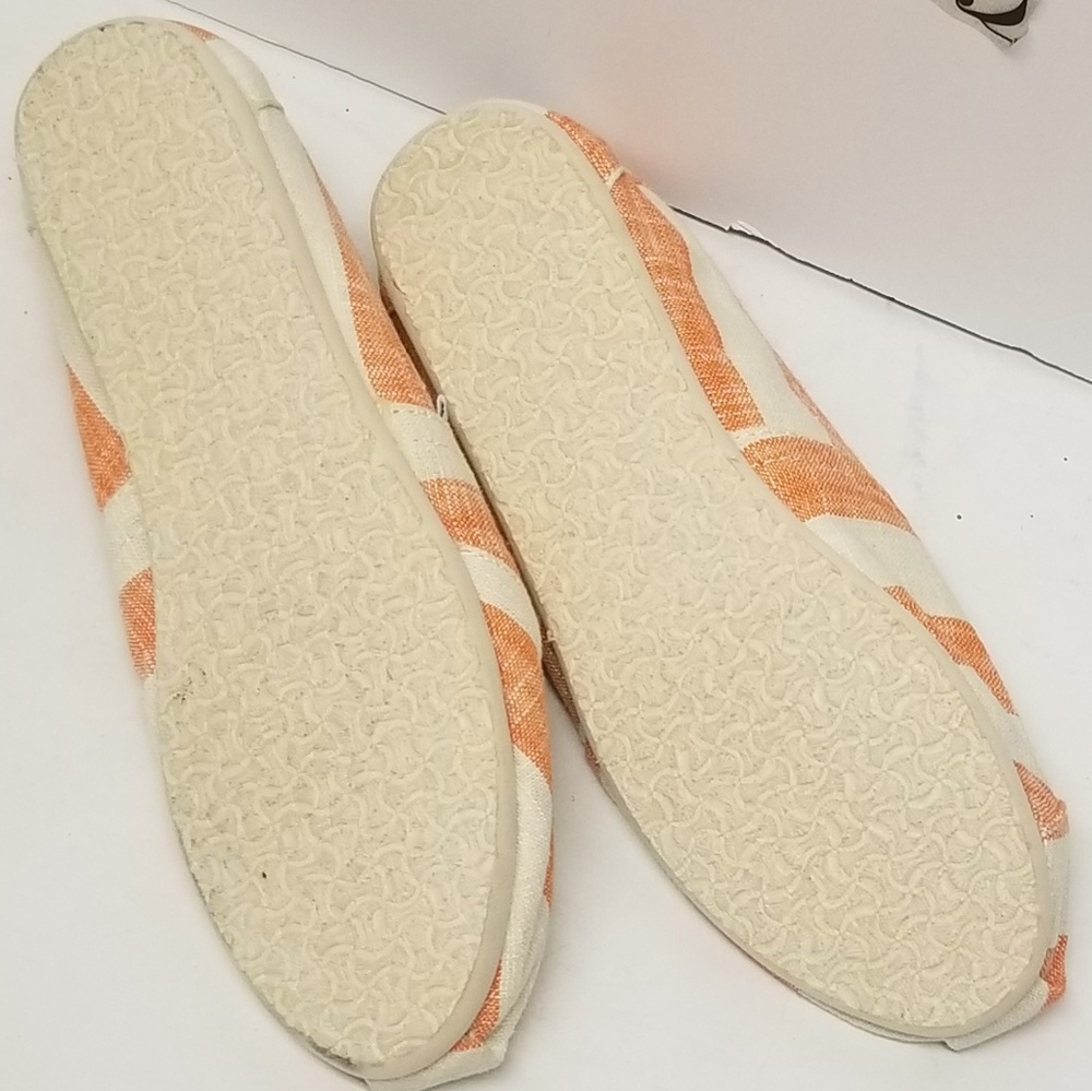 TOMS Classic Womens Striped Canavas Shoes - Picture 6 of 8